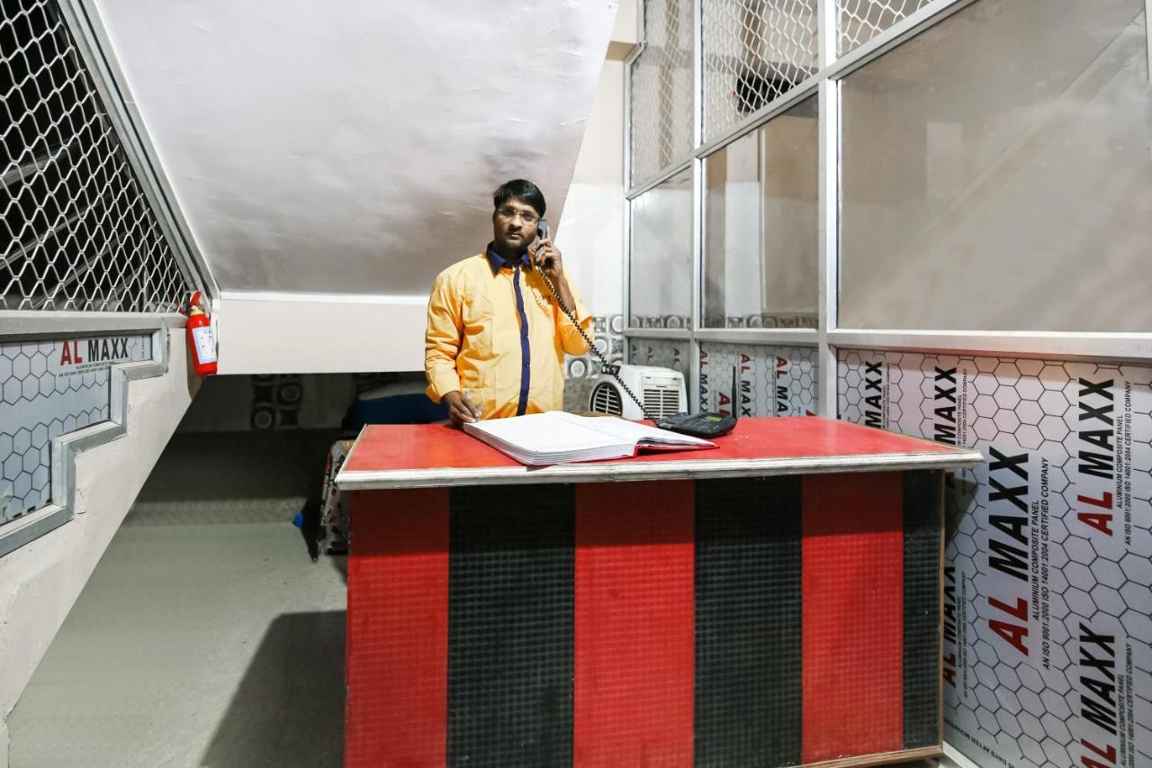 Spot On Hotel Madhur Prem Katni Экстерьер фото