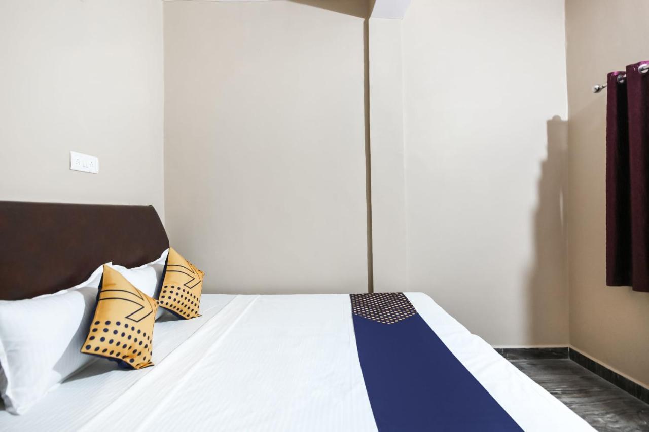 Spot On Hotel Madhur Prem Katni Экстерьер фото